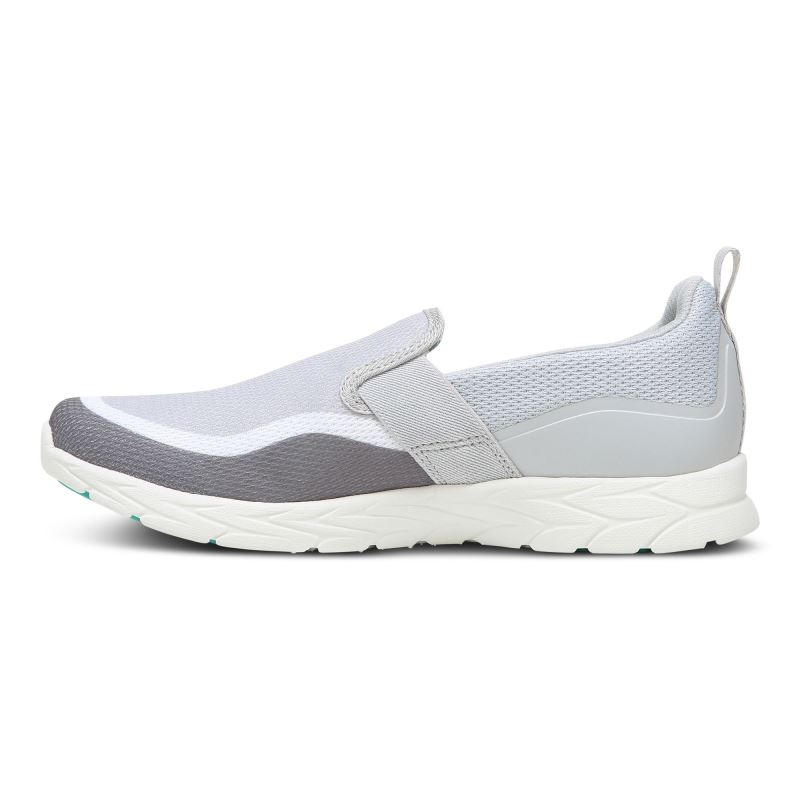 Vionic Nalia Slip on Sneaker Grises Claro | 26hOjW6n