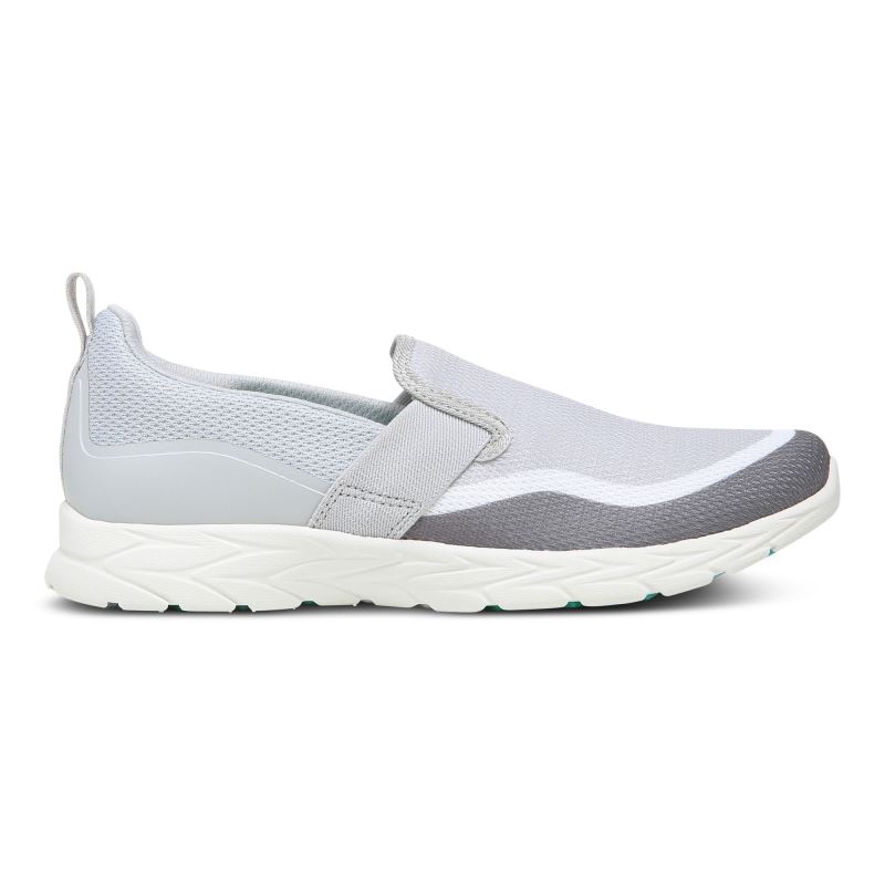 Vionic Nalia Slip on Sneaker Grises Claro | 26hOjW6n